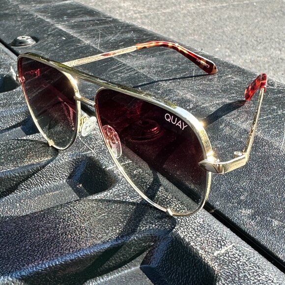 Quay HIGH KEY MICRO Sunglasses Womens Gold Frame Purple Gradient Lens Aviator - Picture 14 of 14